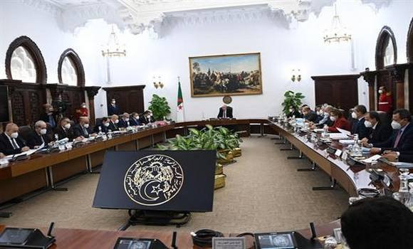 Conseil des ministres: le Président Tebboune insiste sur la protection des terres de l’Etat
