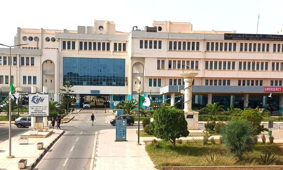 EHU d’Oran: 27 interventions de pose d’une prothèse de fabrication algérienne innovante