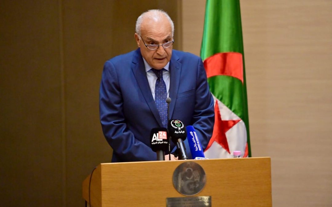 عطاف يبرز حرص رئيس الجمهورية على تجنيد الديبلوماسية الجزائرية للدفاع عن مصالح القارة الإفريقية
