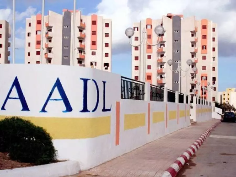 Réunion d’évaluation pour fixer les prochains programmes de distribution de logements AADL