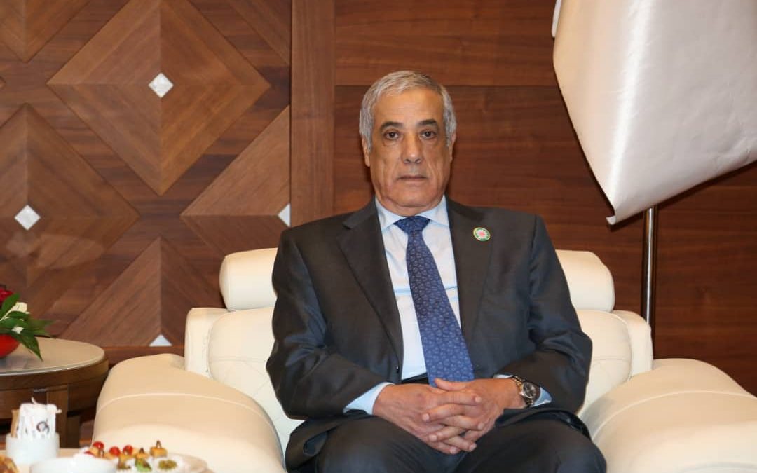الوزير الأول محمد النذير العرباوي يترأس اجتماعا للحكومة