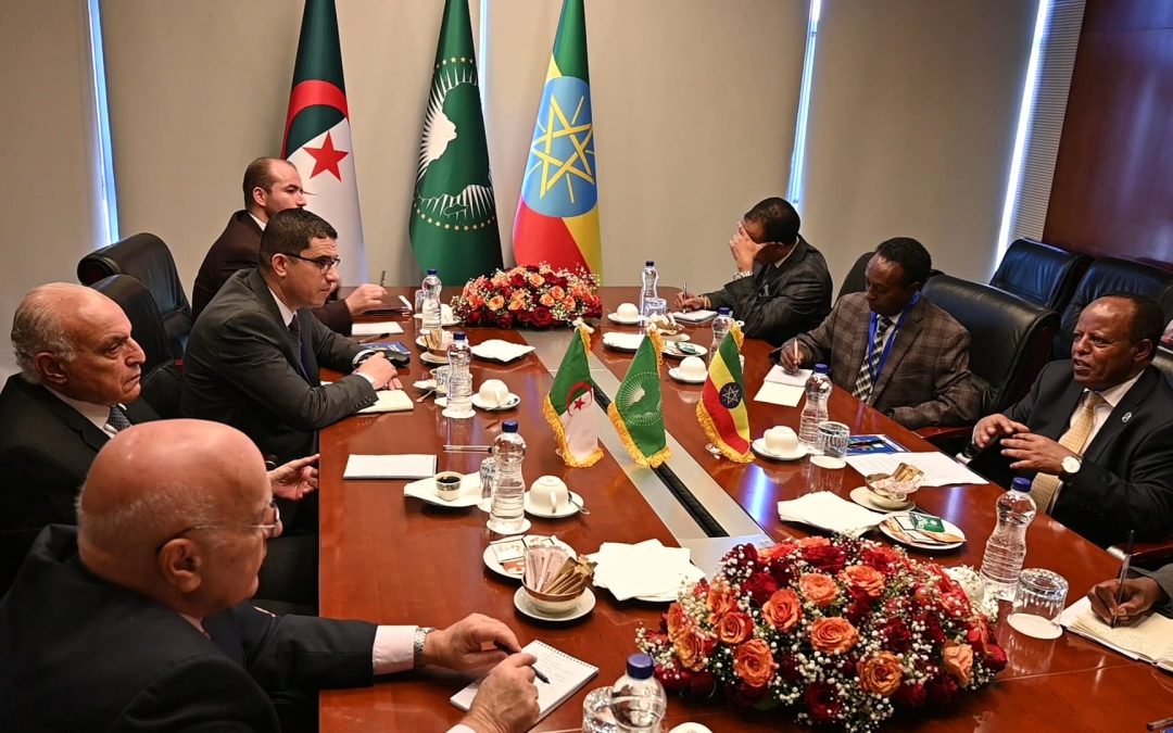 عطاف يجري بأديس أبابا محادثات ثنائية مع نظيره الإثيوبي