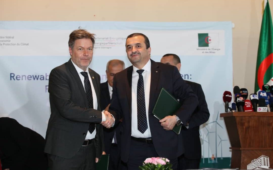 التوقيع على عدة اتفاقيات في مجال الهيدروجين و الطاقات المتجددة بين الجزائر والمانيا