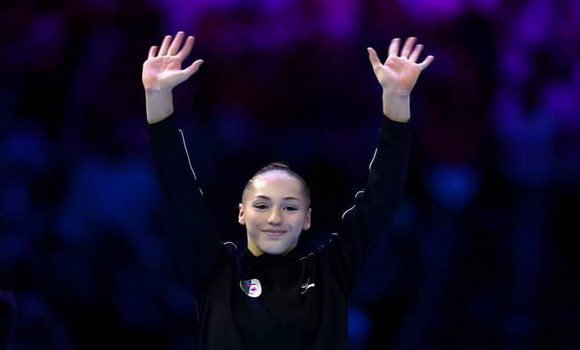 Gymnastique/Coupe du monde 2024 – Etape de Cottbus: l’Algérienne Kaylia Nemour en Or aux barres asymétriques