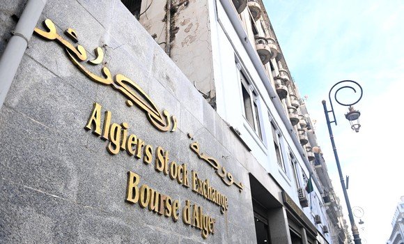 الإدراج الرسمي لأسهم القرض الشعبي الجزائري في بورصة الجزائر: “خطوة تاريخية” في مسار الاصلاح البنكي و المالي