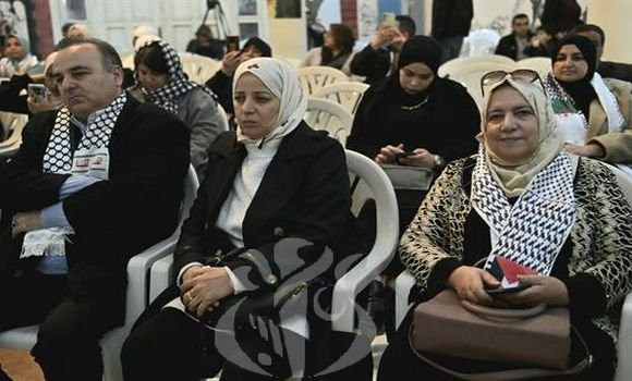 La femme palestinienne joue un rôle important dans la résistance et la lutte contre l’occupation sioniste