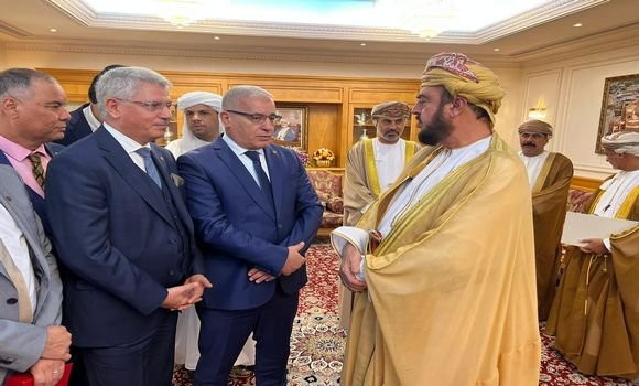 Boughali rencontre à Mascate le Vice-Premier ministre omanais chargé des relations et de la coopération internationale