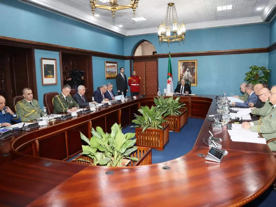 Le président de la République préside une réunion du Haut conseil de sécurité
