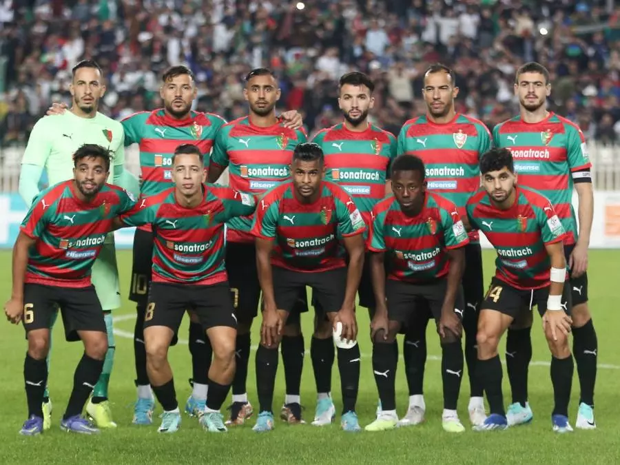 Coupe d’Algérie de football : le MC Alger s’envole en demi-finale