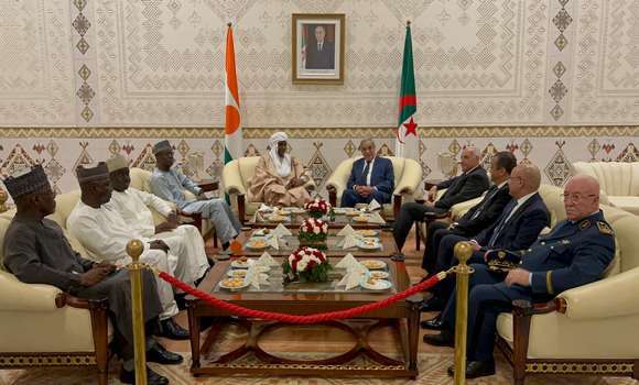 Arrivée du Premier ministre du Niger à Alger pour une visite officielle