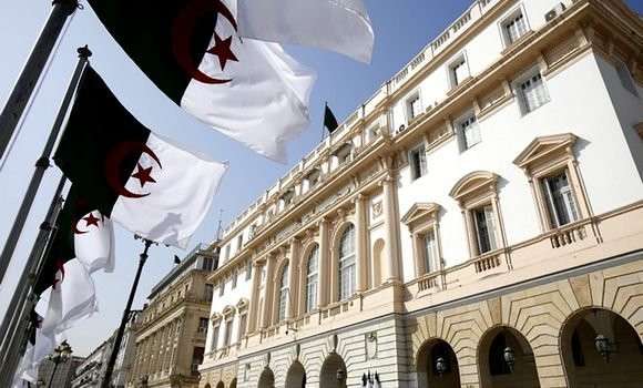 Retrait de l’ambassadeur d’Algérie en France: le Conseil de la nation exprime son soutien