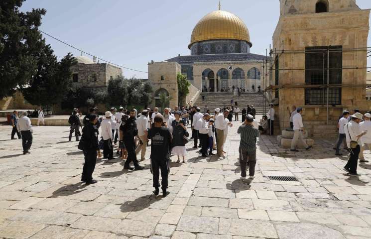 فلسطين: عشرات المستوطنين الصهاينة يقتحمون المسجد الأقصى المبارك