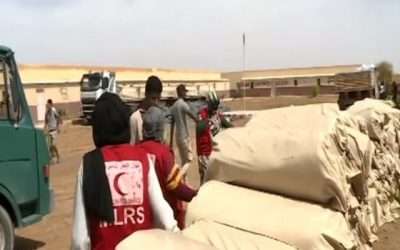 Inondations/camps de réfugiés près de Tindouf: remise d’un lot d’aides alimentaires