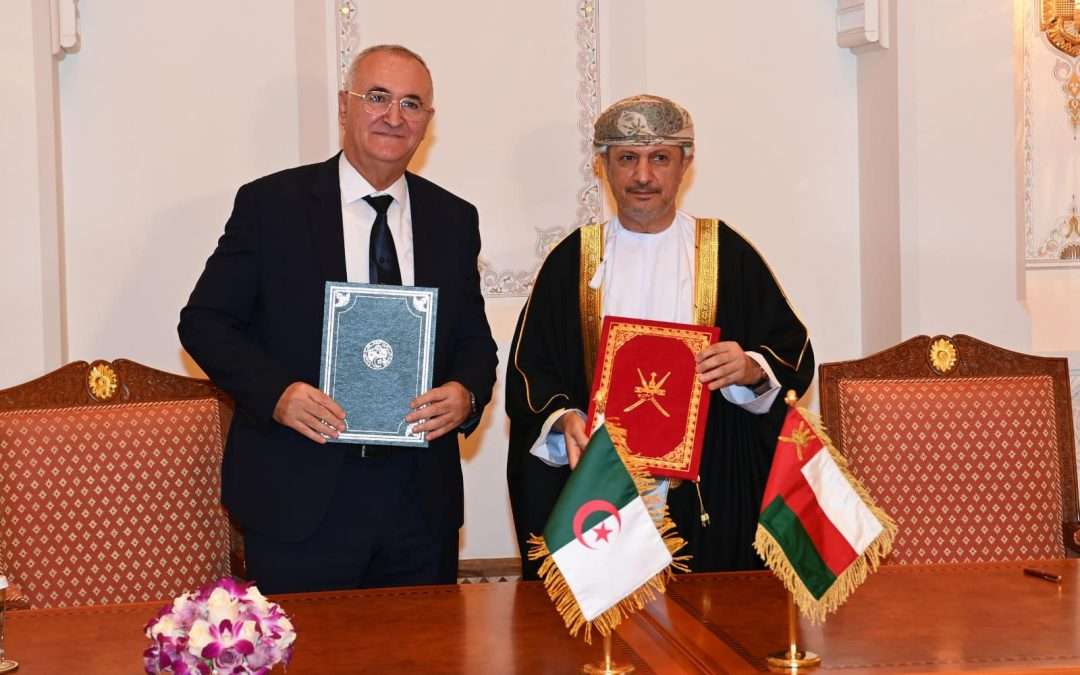 Algérie-Oman: signature de plusieurs mémorandums d’entente